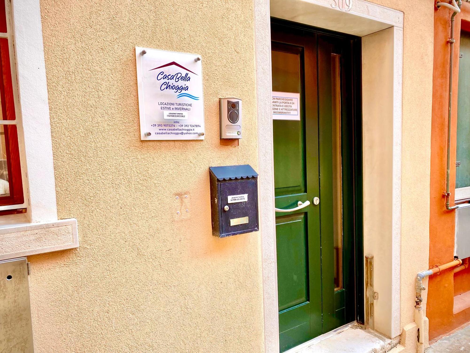 Casabella Chioggia Casa Indipendente Con Corte Exterior photo